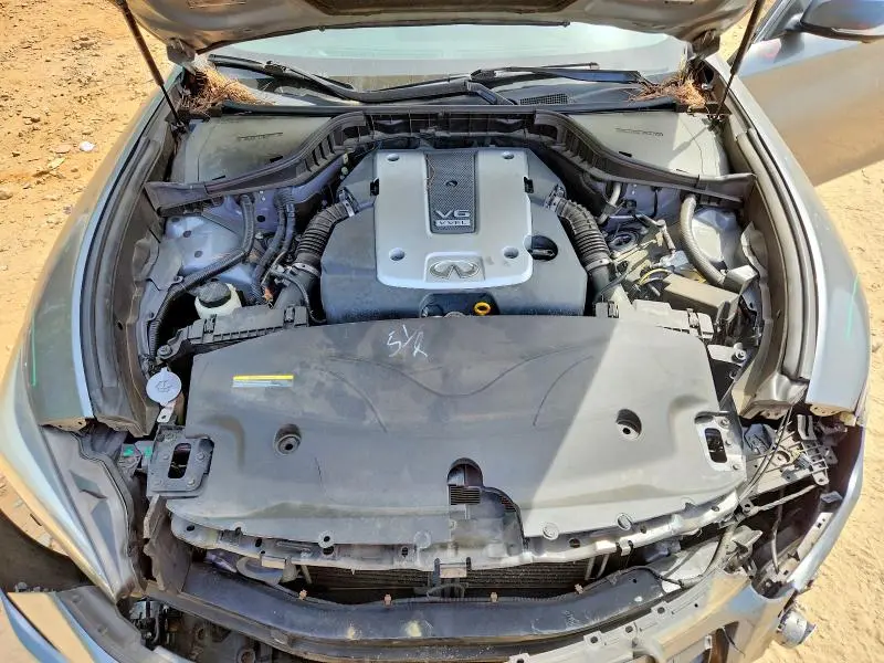 2017 INFINITI Q70 3.7  