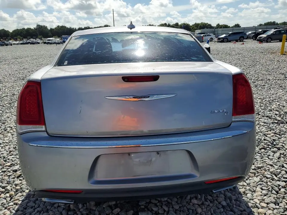2016 CHRYSLER 300C   