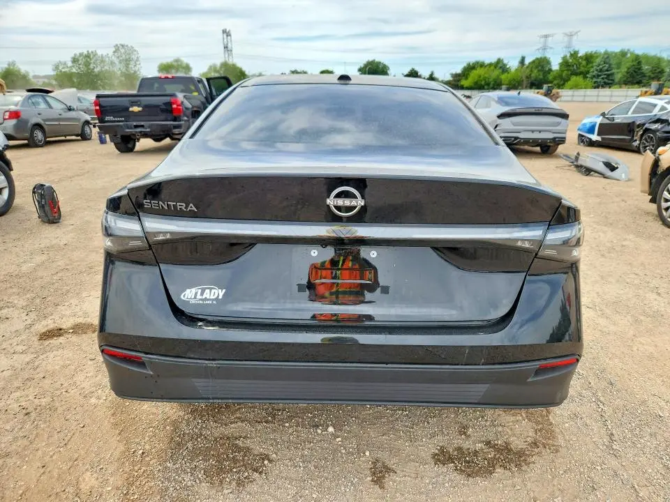 2026 NISSAN SENTRA SV  