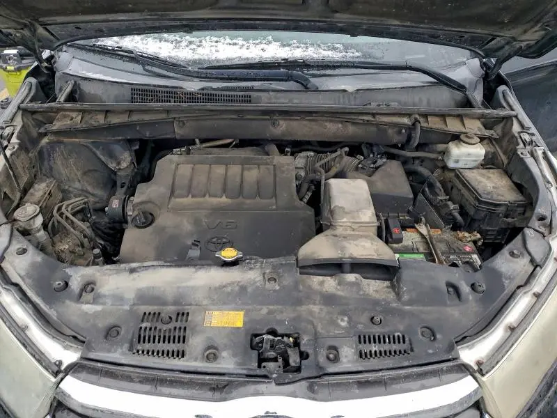 2014 TOYOTA HIGHLANDER LIMITED  