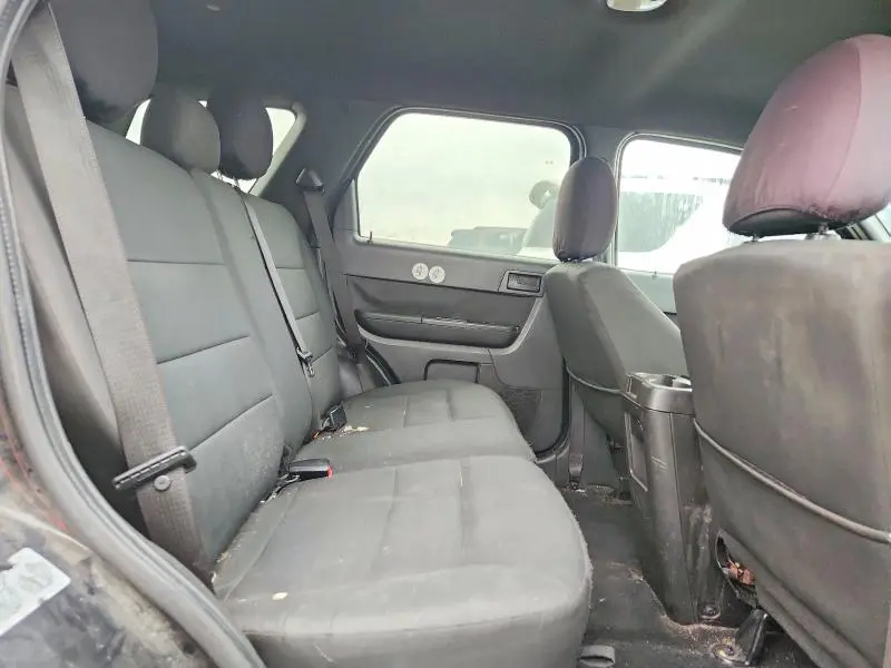 2011 FORD ESCAPE XLT  