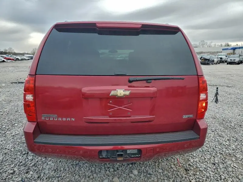 2011 CHEVROLET SUBURBAN K1500 LT  