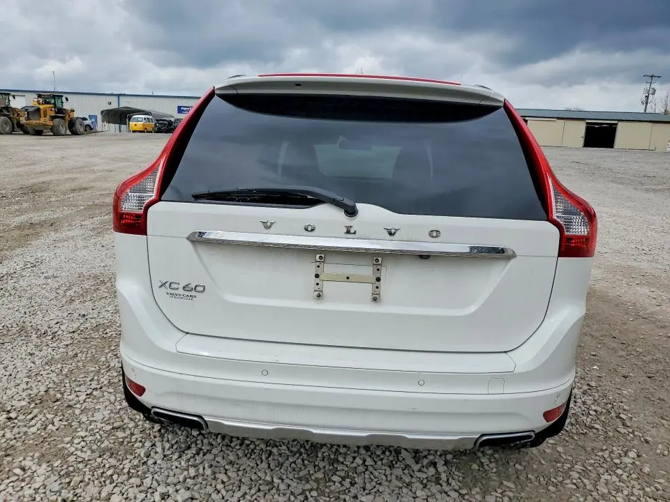 2014 VOLVO XC60 T6  