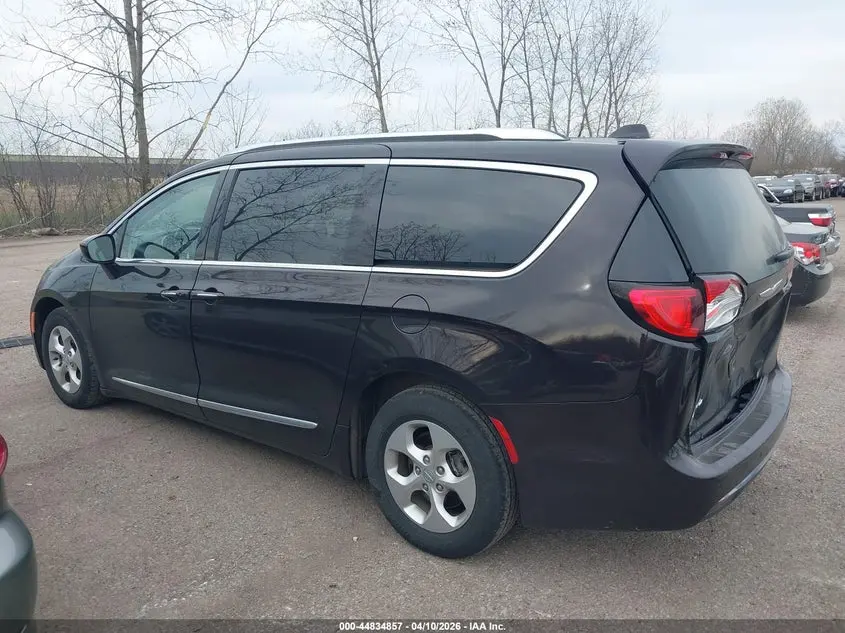 2017 CHRYSLER PACIFICA TOURING-L PLUS