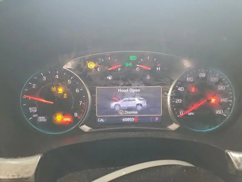 2023 CHEVROLET TRAVERSE LT  