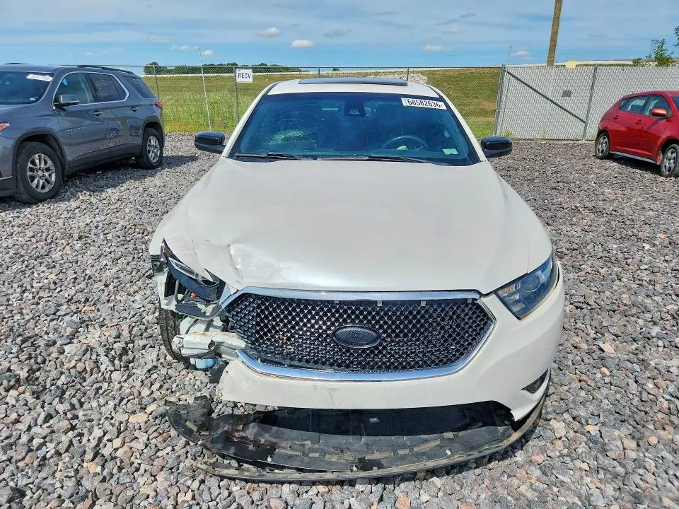 2015 FORD TAURUS SHO  