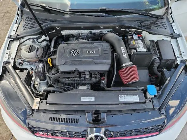 2017 VOLKSWAGEN GTI SPORT  