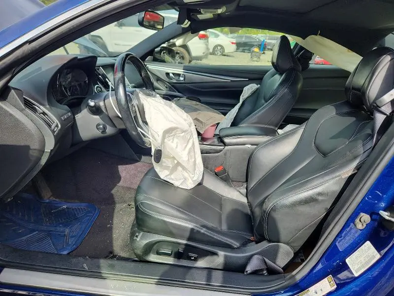 2019 INFINITI Q60 3.0T LUXE  