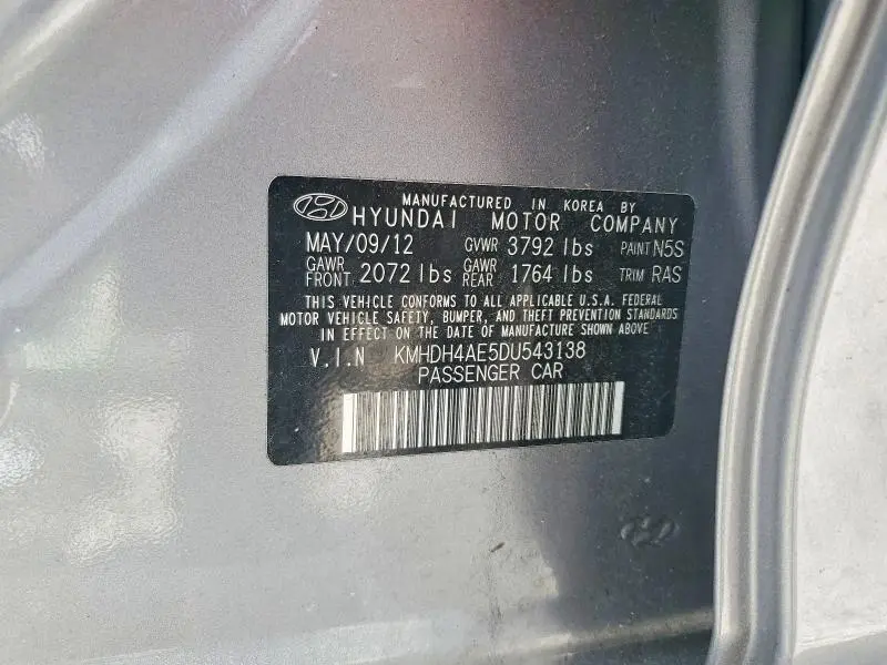 2013 HYUNDAI ELANTRA GLS  