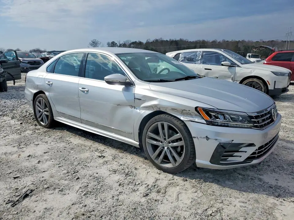 2017 VOLKSWAGEN PASSAT R-LINE  