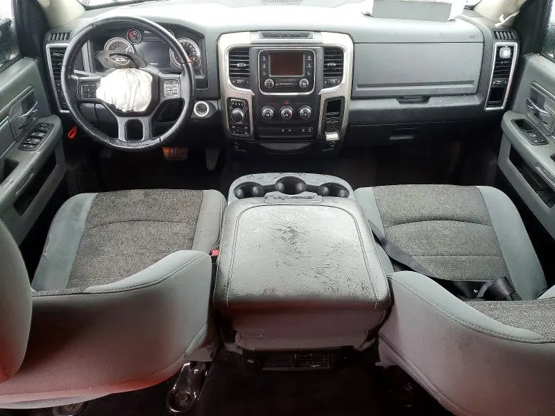 2014 RAM 1500 SLT  