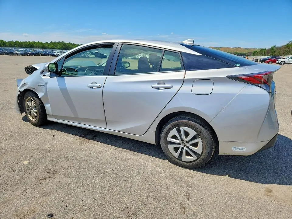 2017 TOYOTA PRIUS TWO ECO  