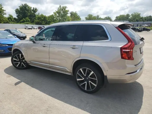 2023 VOLVO XC90 PLUS