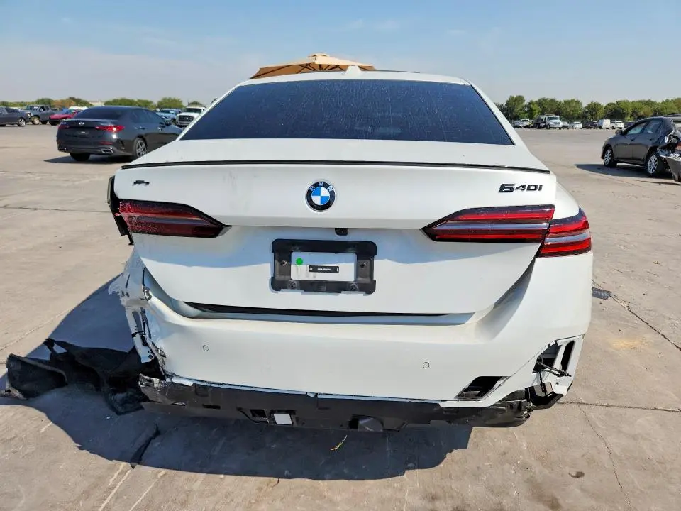 2024 BMW 540 XI  