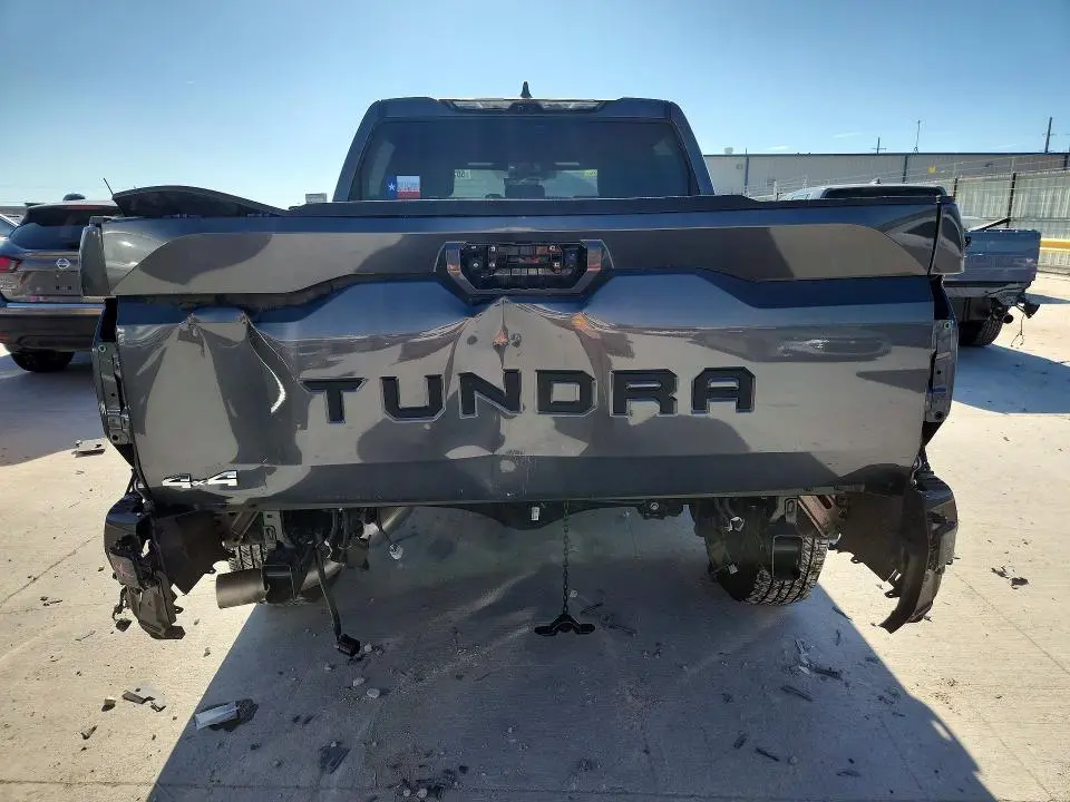 2025 TOYOTA TUNDRA LIMITED  