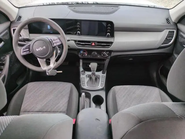 2025 KIA SELTOS LX