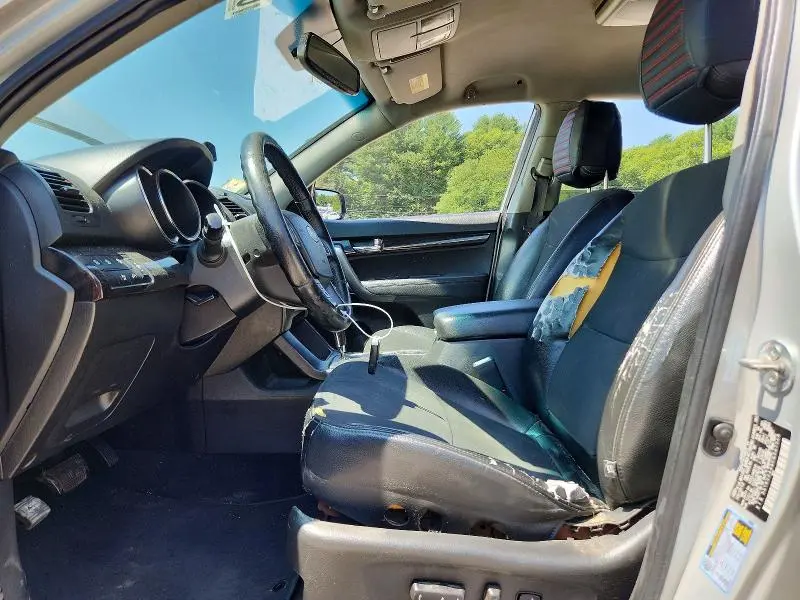 2012 KIA SORENTO EX  