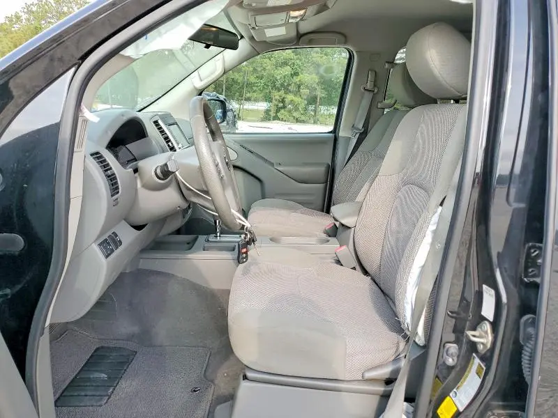 2019 NISSAN FRONTIER SV  