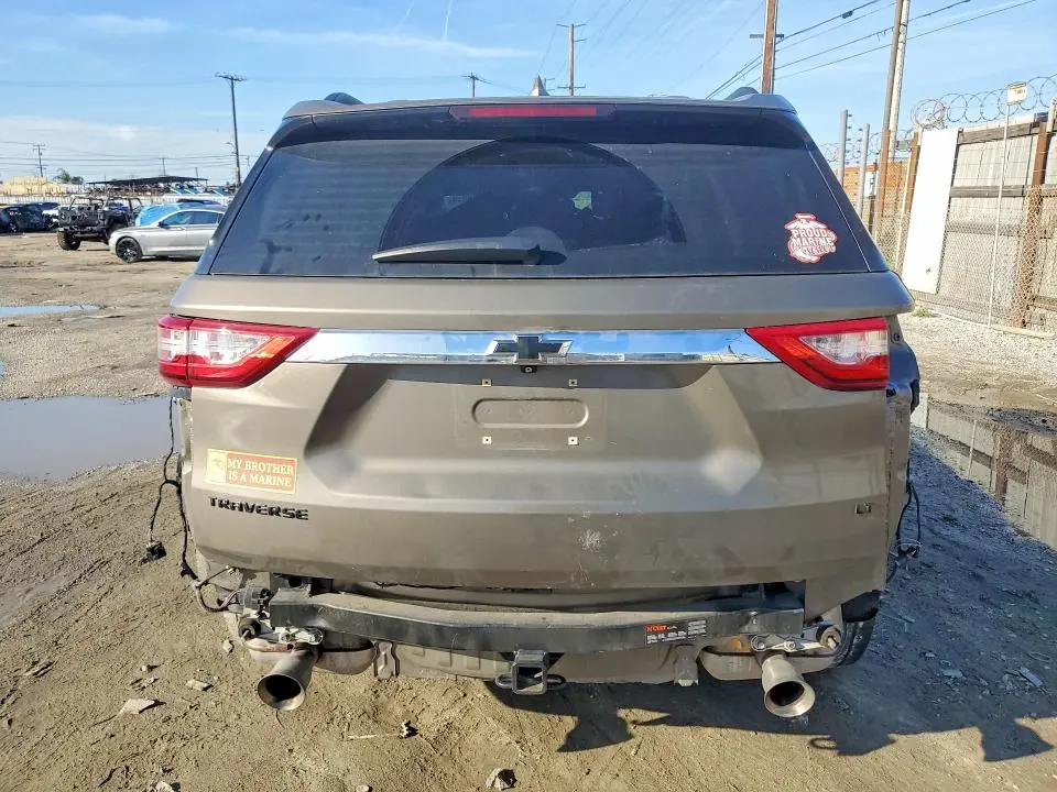 2020 CHEVROLET TRAVERSE LT  