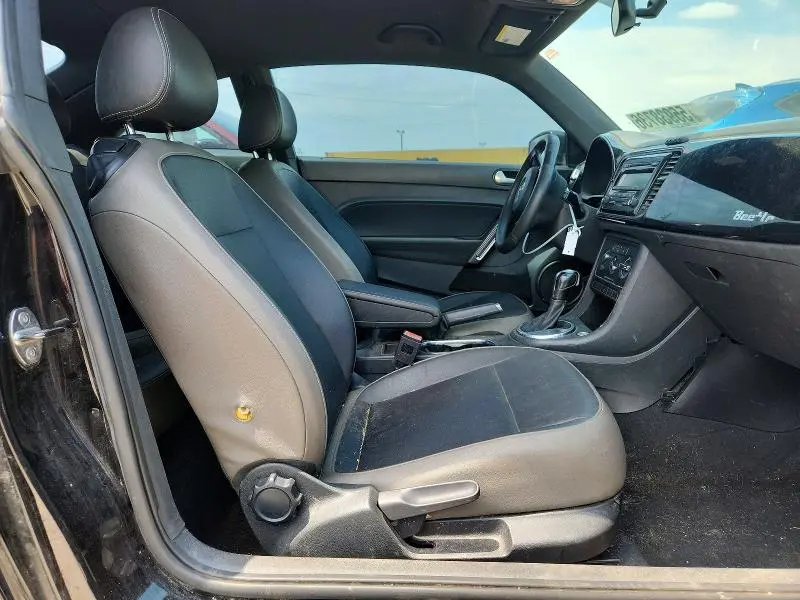 2015 VOLKSWAGEN BEETLE 1.8T  