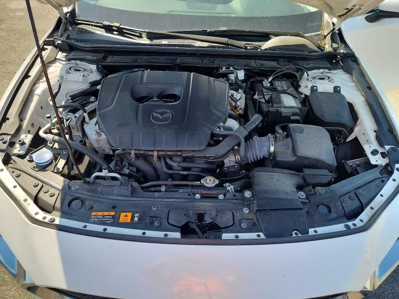2023 MAZDA 3 PREFERRED  