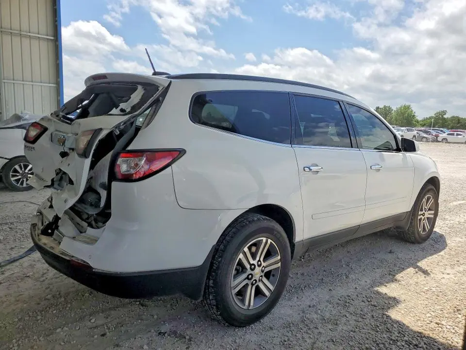 2017 CHEVROLET TRAVERSE LT  