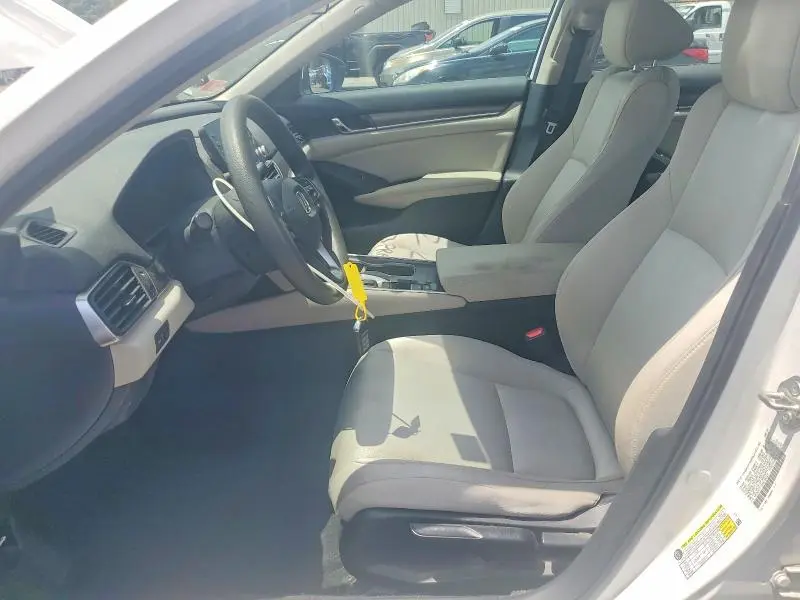 2019 HONDA ACCORD LX  
