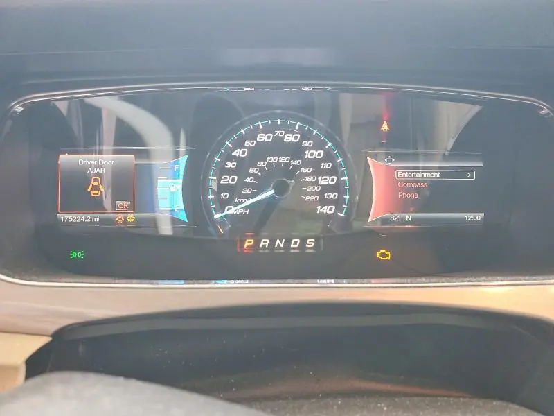 2019 FORD TAURUS SEL  