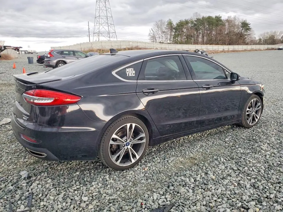 2020 FORD FUSION TITANIUM  