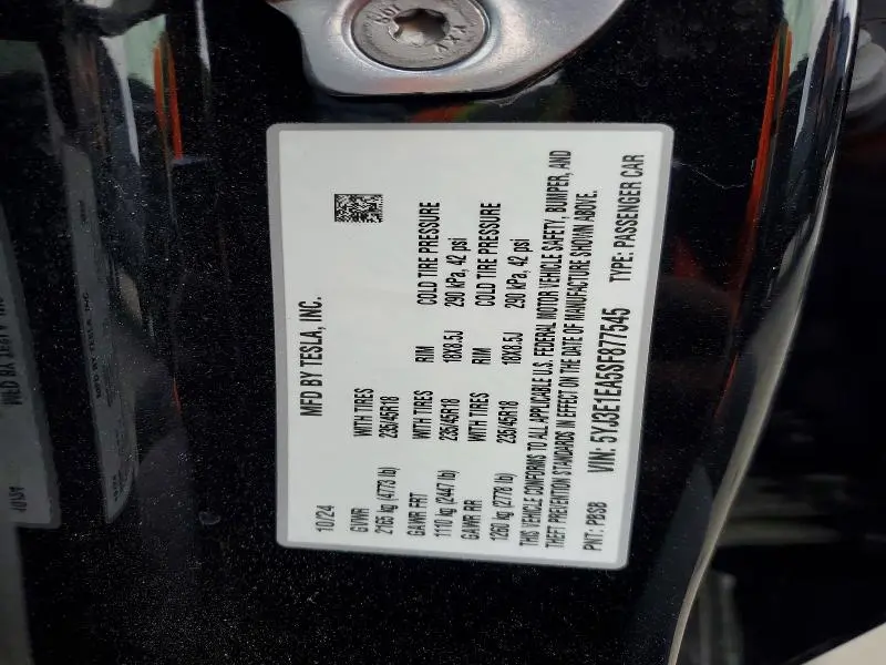 2025 TESLA MODEL 3   