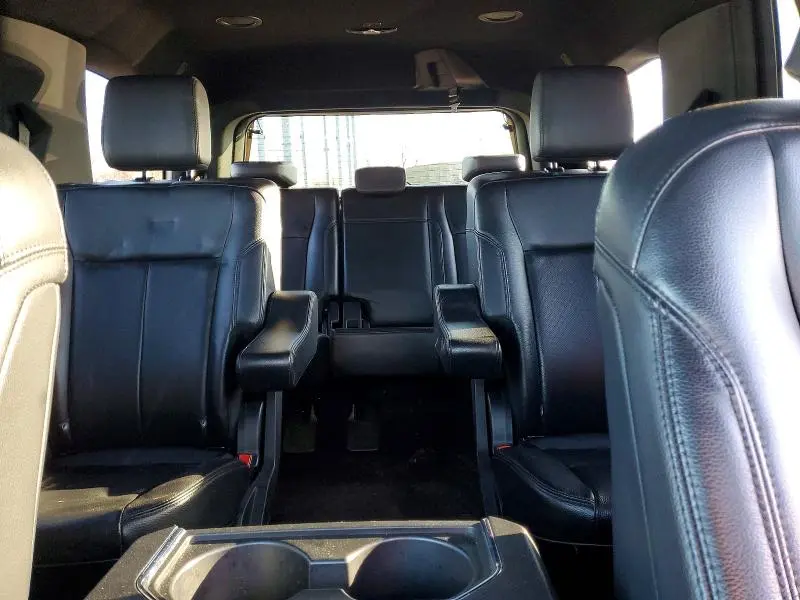 2021 FORD EXPEDITION XLT  