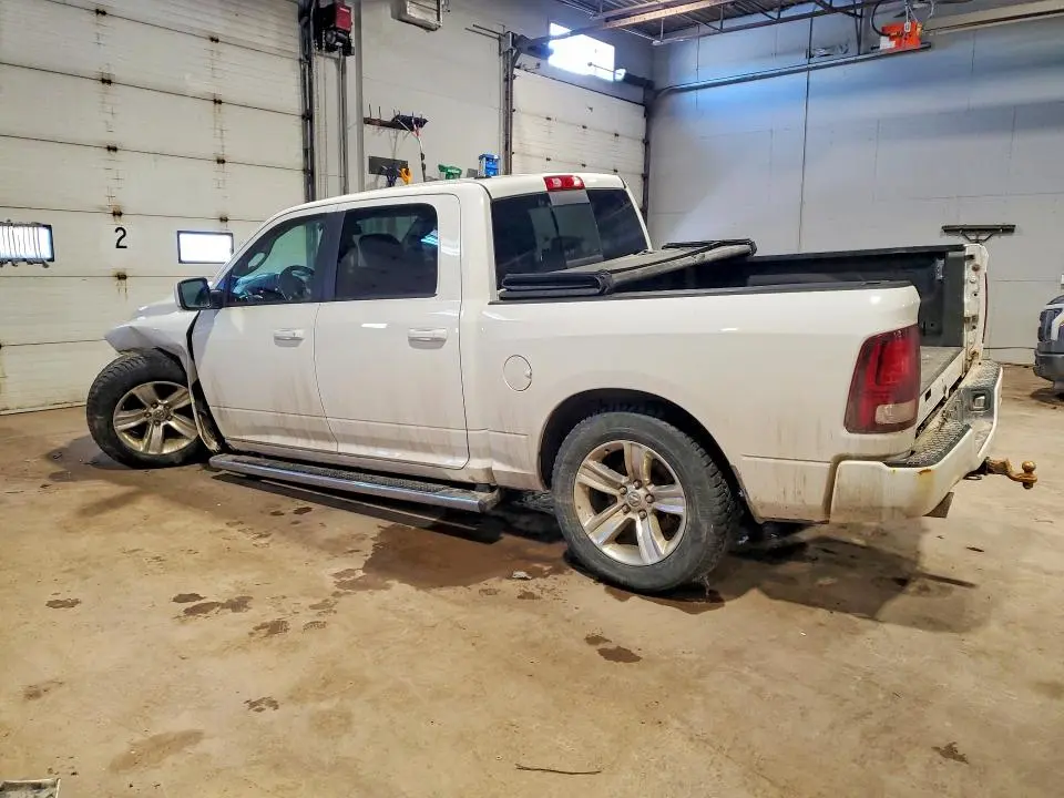 2016 RAM 1500 SPORT  
