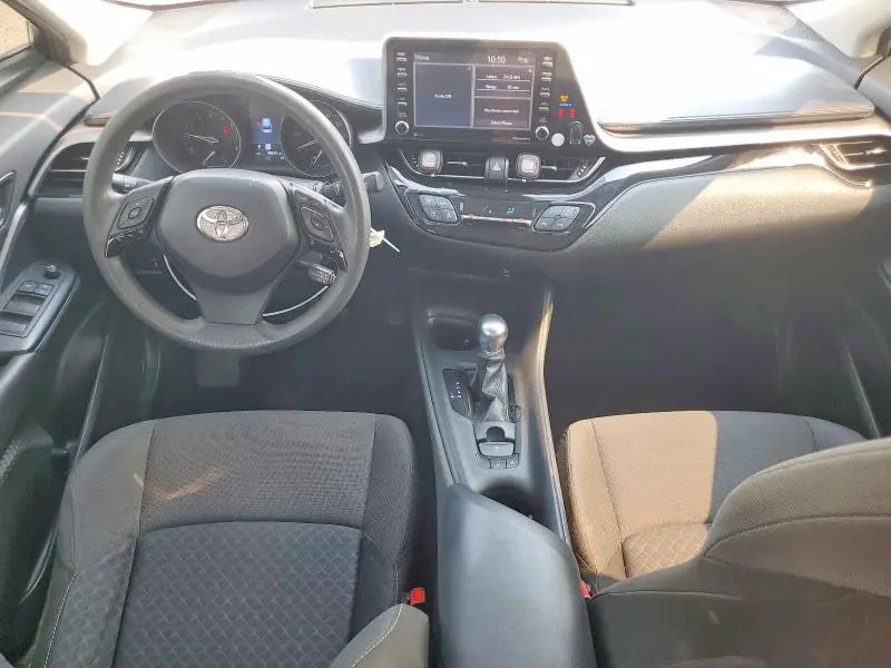 2021 TOYOTA C-HR LE  