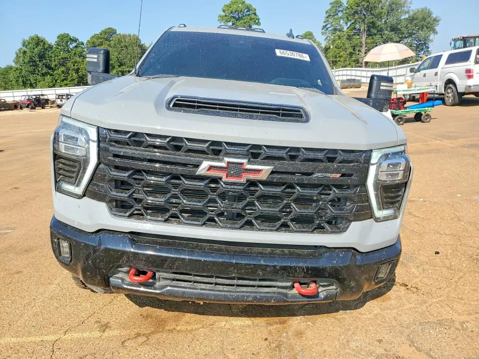 2024 CHEVROLET SILVERADO K2500 ZR2  