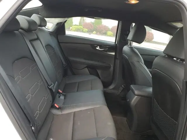 2023 KIA FORTE GT LINE  