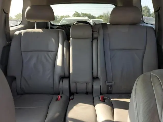 2010 TOYOTA HIGHLANDER LIMITED  