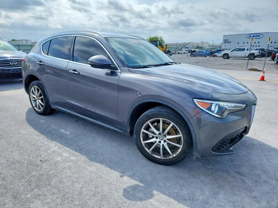 2018 ALFA ROMEO STELVIO TI  