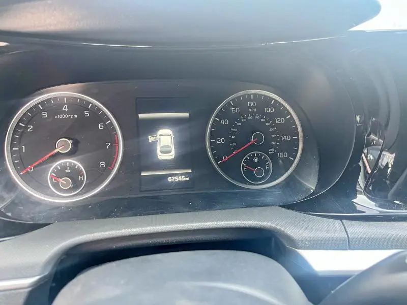 2022 KIA K5 LXS GOLD