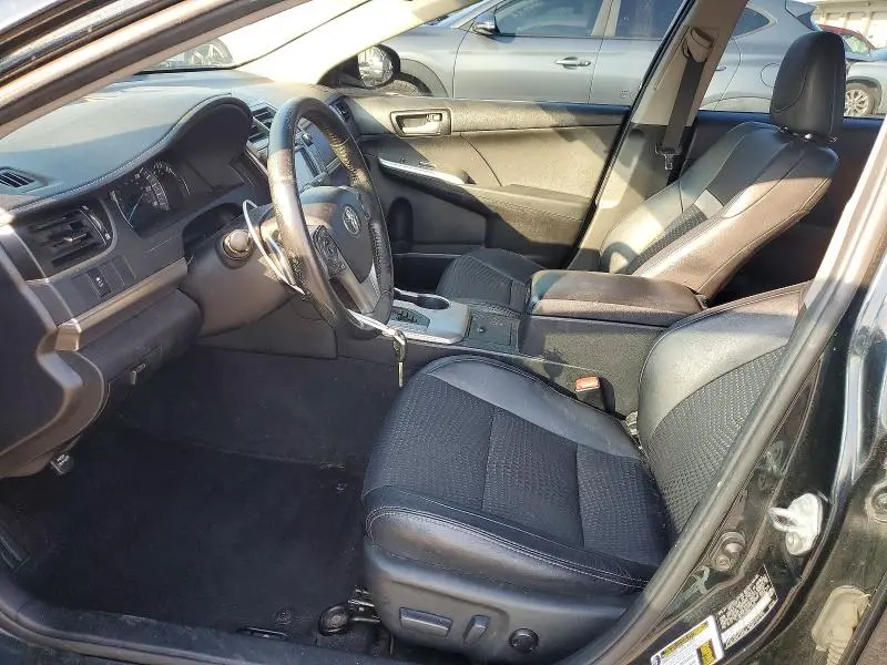 2013 TOYOTA CAMRY SE  
