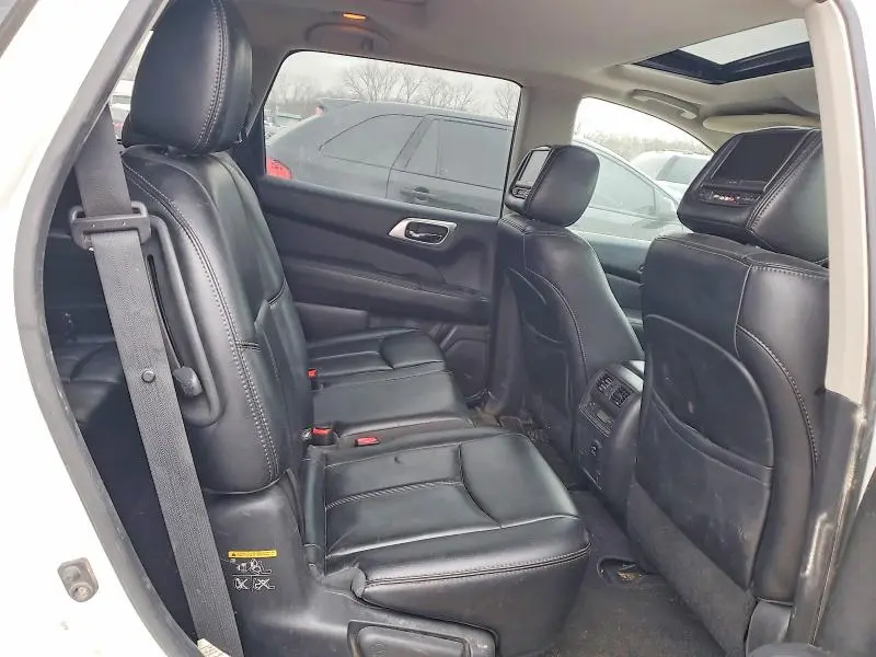 2015 NISSAN PATHFINDER S  