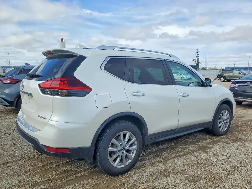 2018 NISSAN ROGUE SV  