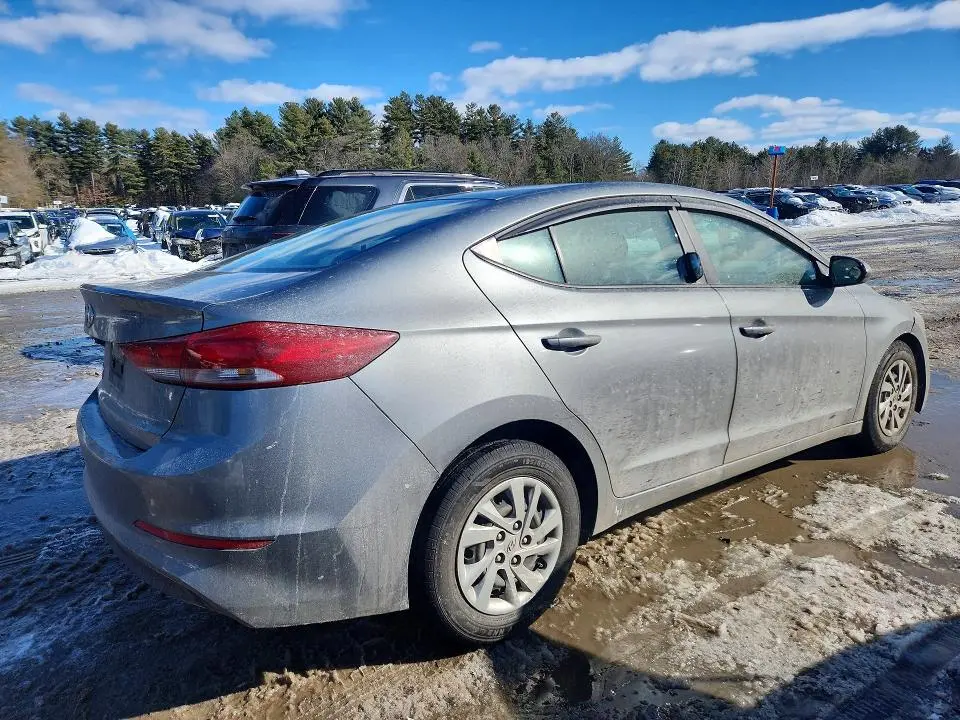 2018 HYUNDAI ELANTRA SE  