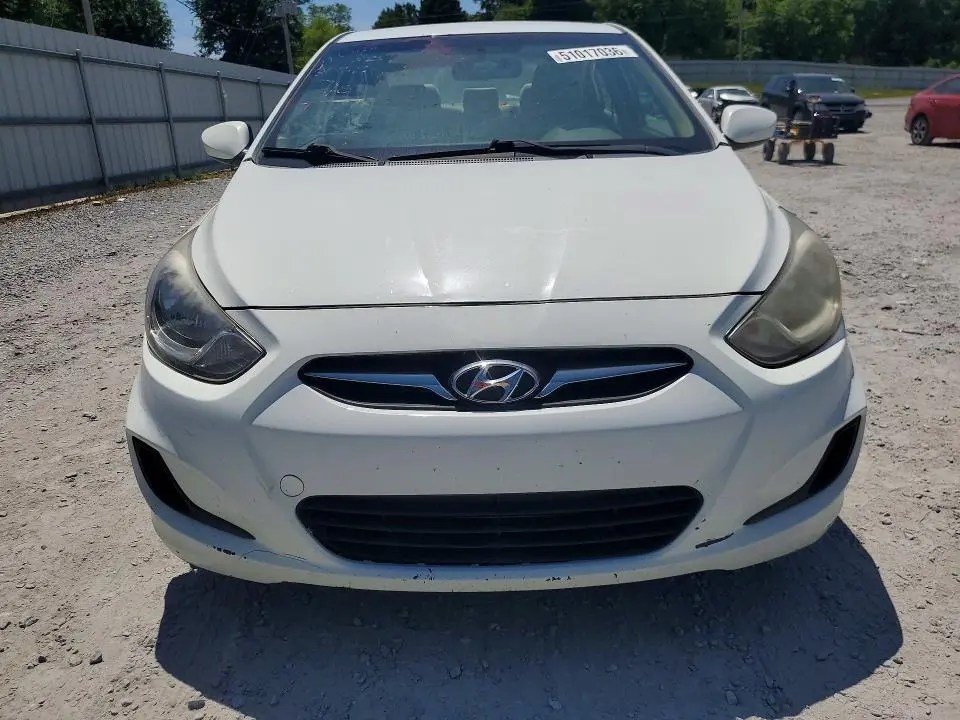 2012 HYUNDAI ACCENT GLS  