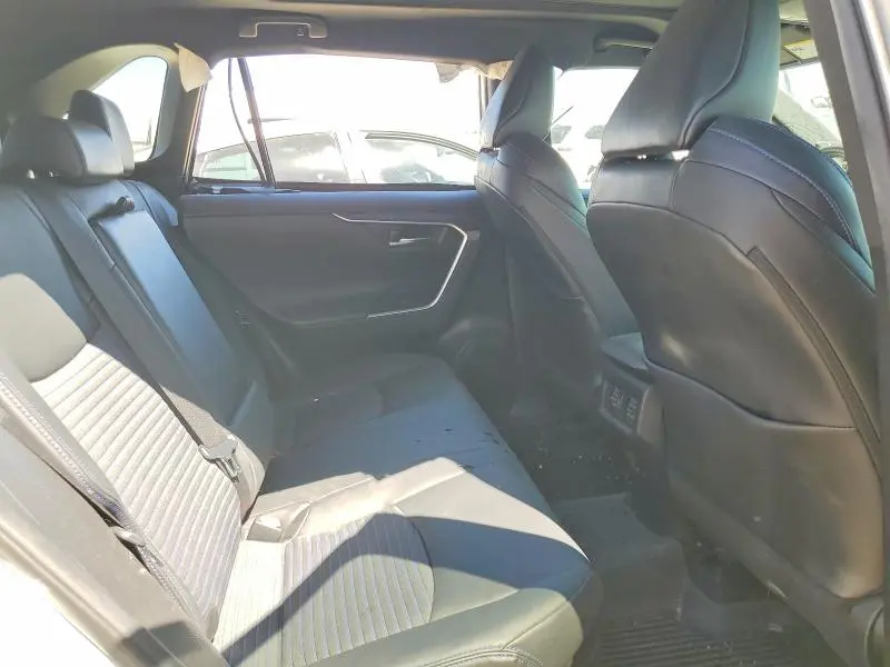 2021 TOYOTA RAV4 XSE  