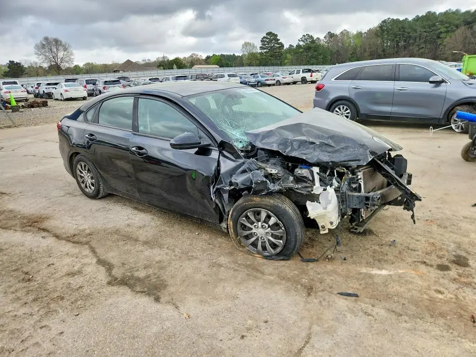 2021 KIA FORTE FE  