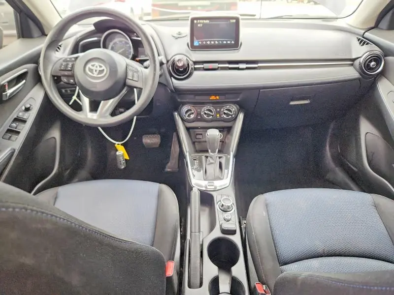 2017 TOYOTA YARIS IA BASE  