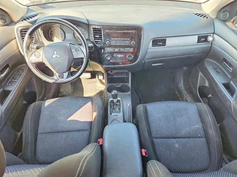 2016 MITSUBISHI OUTLANDER ES  