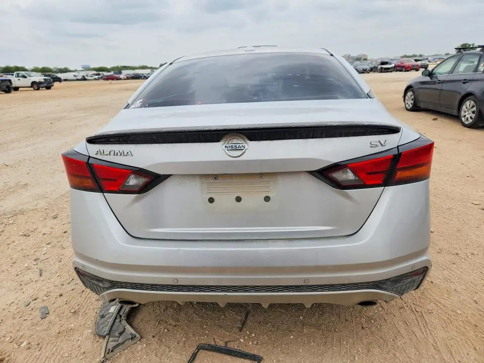 2019 NISSAN ALTIMA SV  