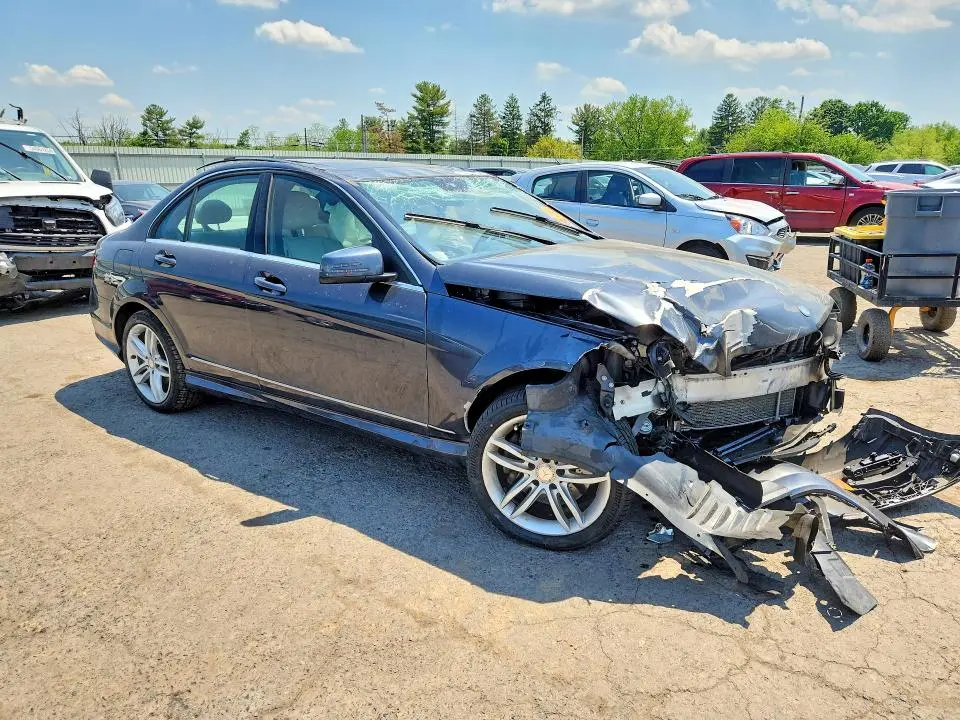 2013 MERCEDES-BENZ C 300 4MATIC  