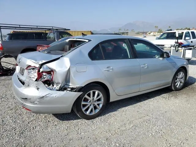 2011 VOLKSWAGEN JETTA SE  